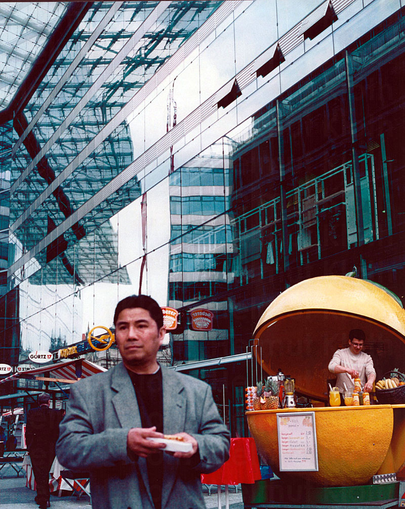 © Helmut Kloth: Neues Kranzler Eck (Berlin)